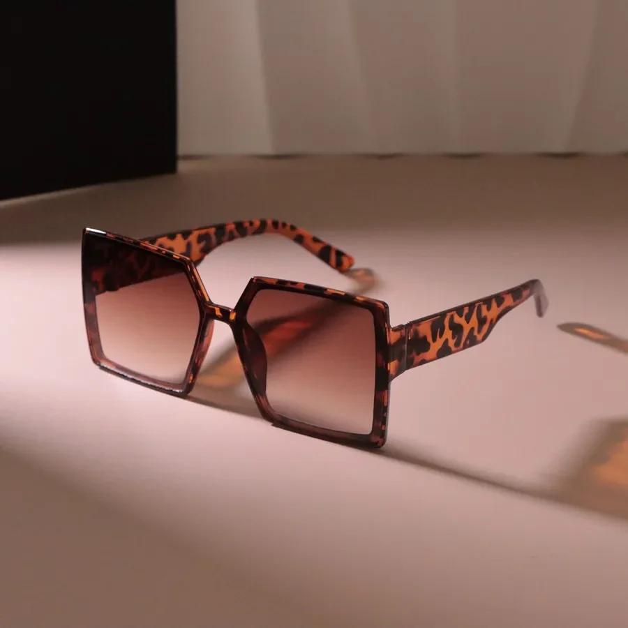 Vintage Square Sunglasses Women Men Brand Designer Sun Glasses Female Male Mirror Outdoors Classic Shades Oculos De Sol