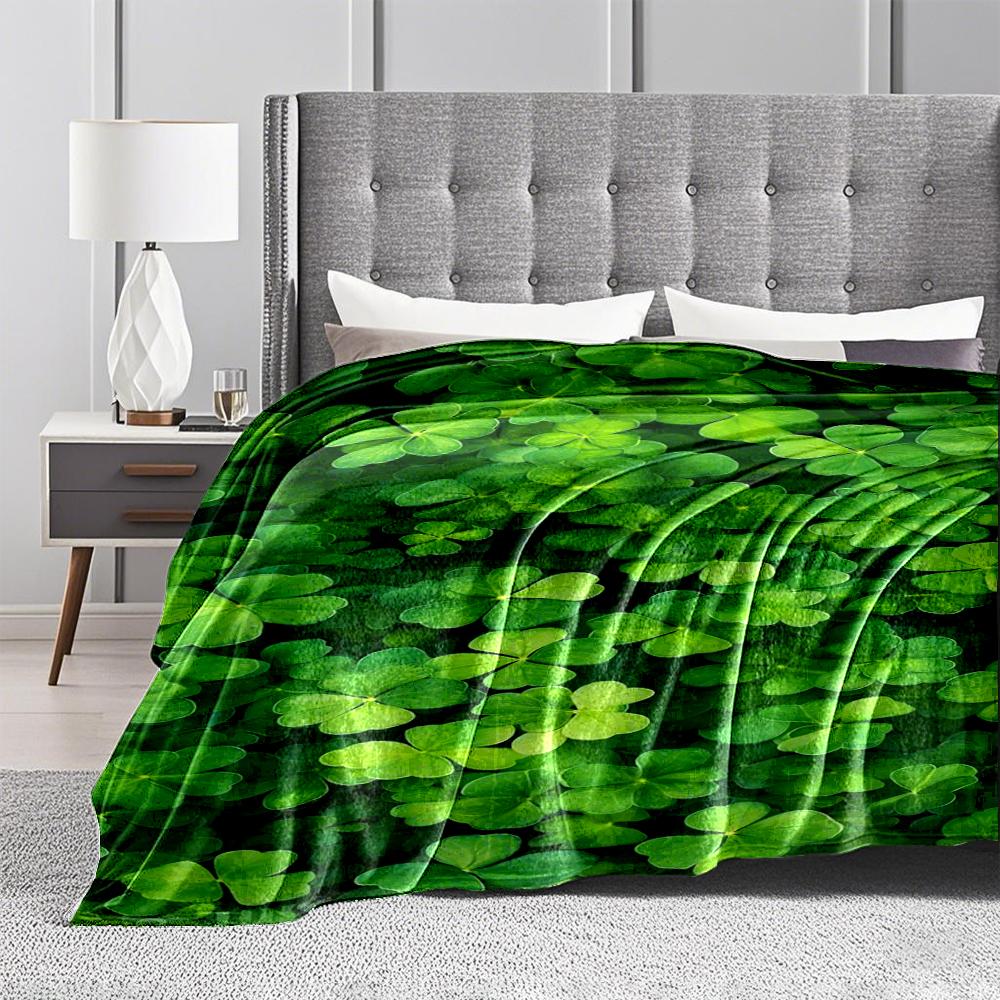 Green Clover Pattern Flannel Blanket for Bedroom, Living Room, Sofa, and Nap
