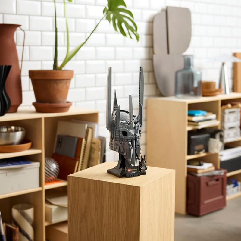 LEGO 11373 The Lord of the Rings: Sauron's Helmet Block Toys