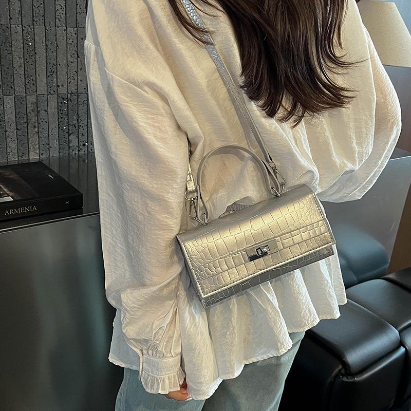 Luxury Crocodile Pattern Crossbody Bag - Chic Underarm Handbag for Women