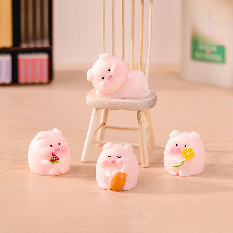 Mini Piggy Decorations Car Dashboard Cute Cartoon Piggy Ornaments Desktop Kawaii Toy DIY Animal Doll Accessories Car Interior