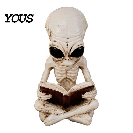Collectible Alien Art Pieces Cross Legged Reading Book Skeleton Figurine, Resin Sci-Fi Gothic Personalized Birthday Souvenirs Halloween Ornament,