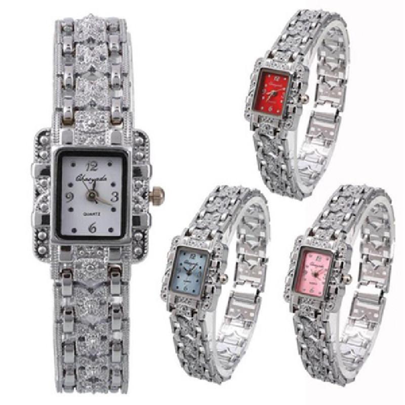 Elegant Roman Style Women's Watch With Sparkling Accents And Alloy Band