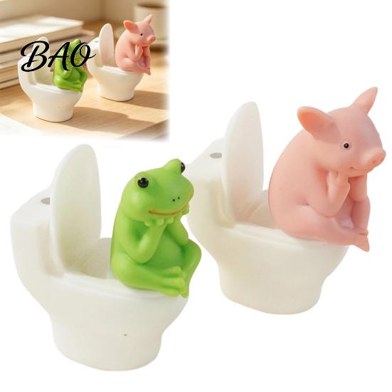 Unique Shelf Display Items 2Pcs Resin Meditation Pig And Frog Figurines, Funny Toilet Animal Ornament for Desktop Birthday Gift Kids Bookshelf Decor,