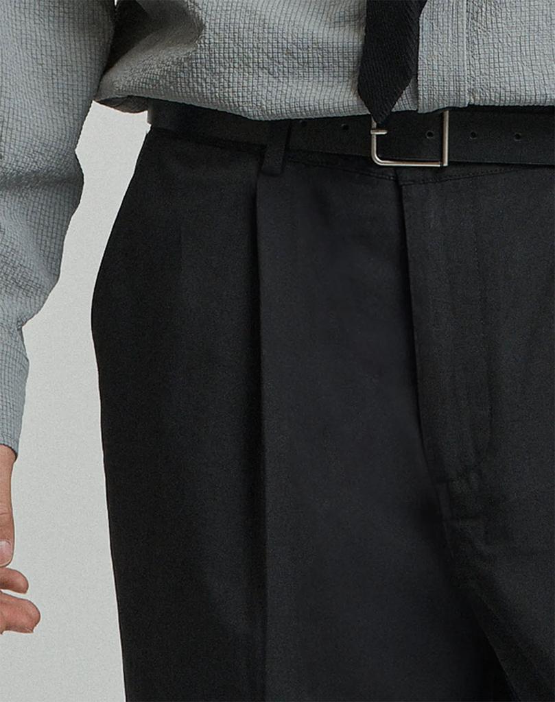 WORK ON BODY OFF [Fleece-Lined] Rebe Semi-Wide One-Pleat Slacks (2 Colors)