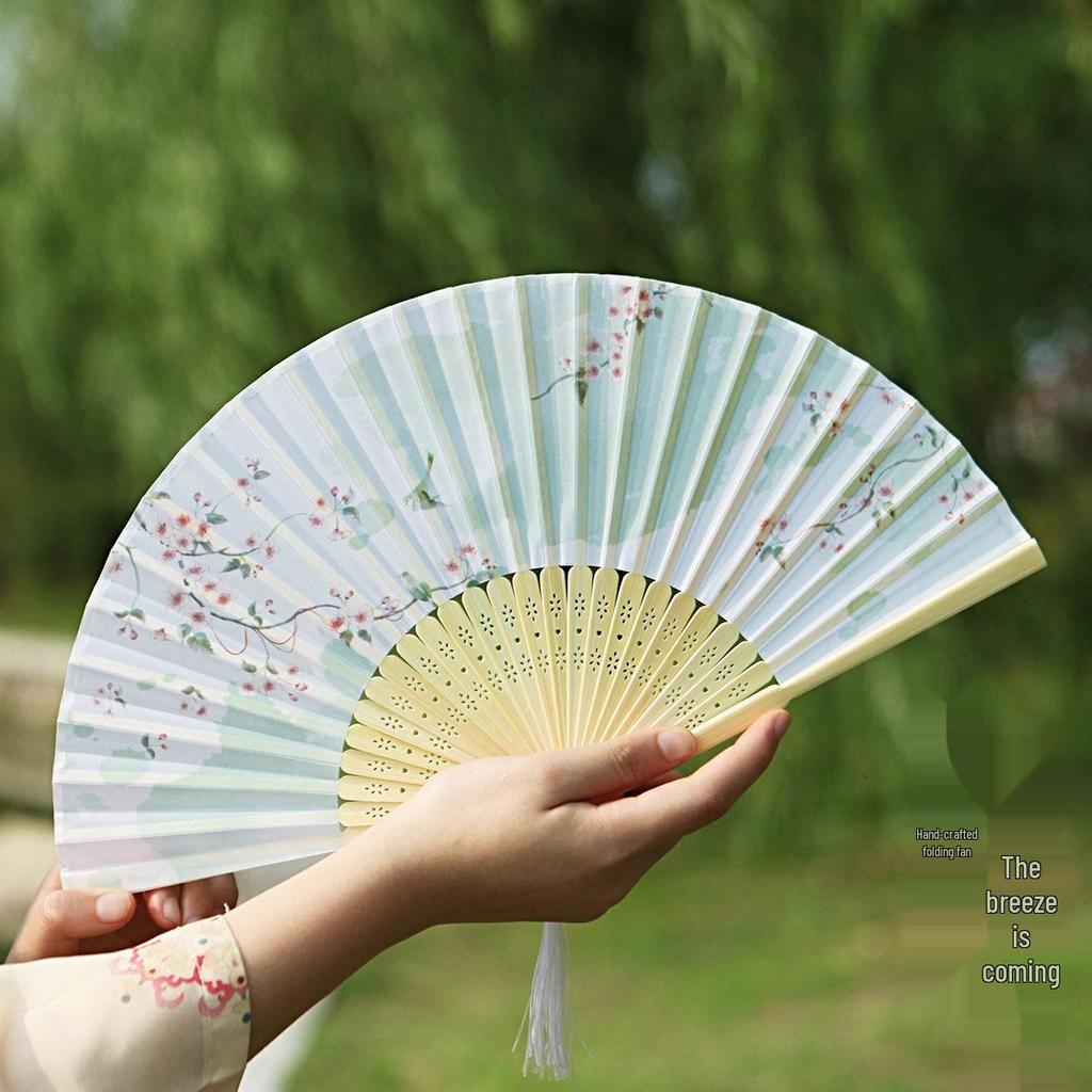 Er Qing Ancient Chinese Hanfu Dance Fan: Portable Silk Fan for Women