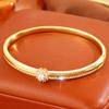 Women's hot-selling bracelets, copper-plated fashionable and simple bracelets, zircon inlaid temperament women's bracelets, popular bracelets.