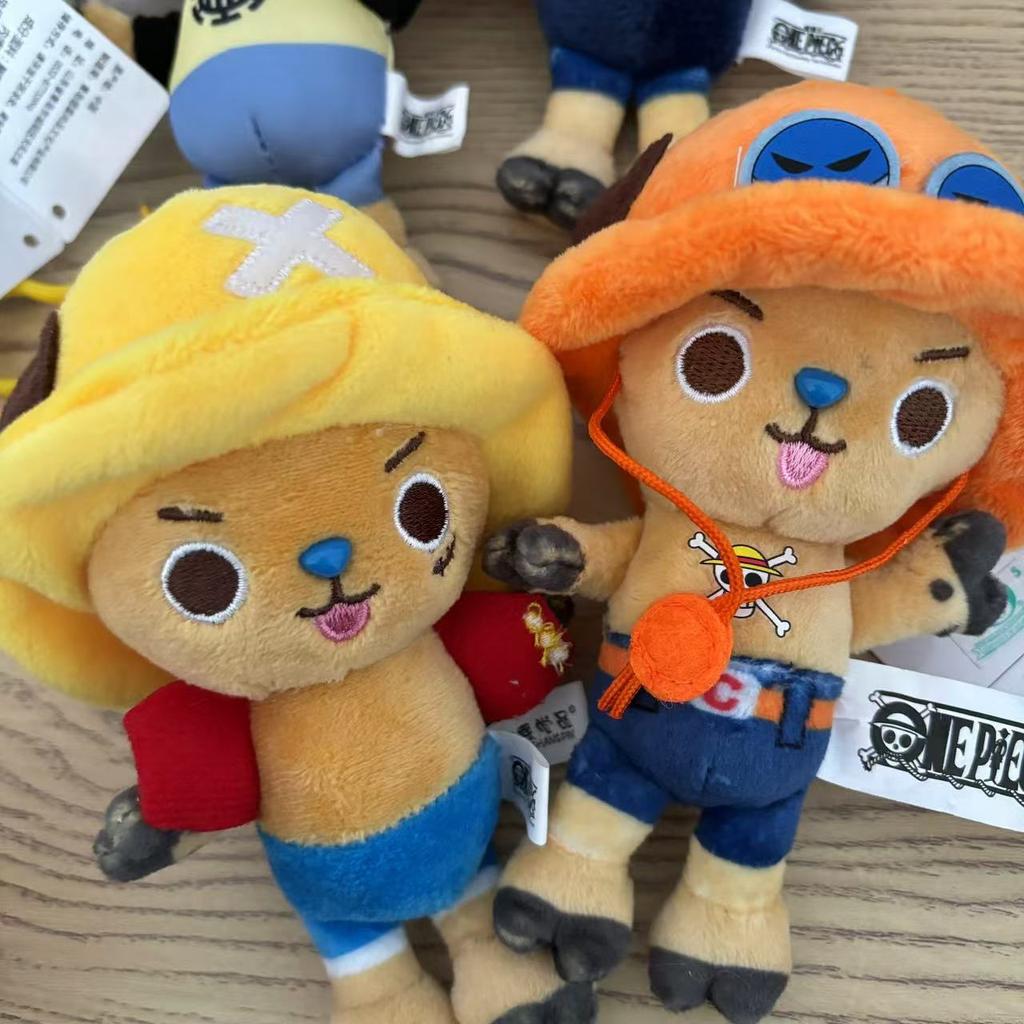 Anime One Piece Luffy Tony Tony Chopper Sanji Ace Trafalgar Law 10Cm Elk Shape Cute Plush Toy Pendant Keychain Kid Birthday Gift