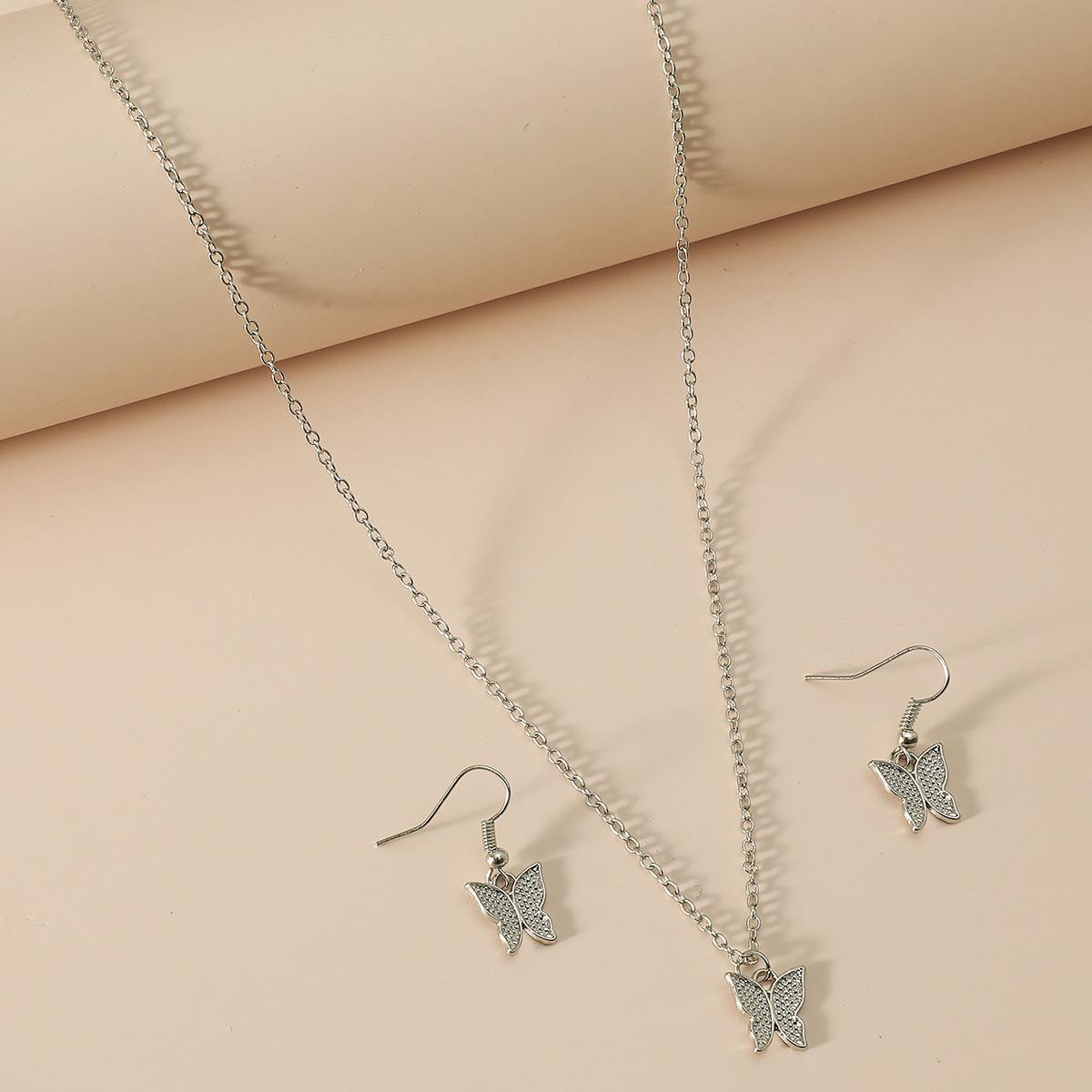 European  American Fashion Butterfly Necklace  Earring Set