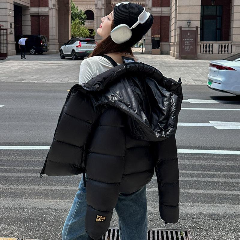 Women's Autumn and Winter Black and Gold Hooded Thickened Loose Warm Short Down Cotton Clothes Women's Bright Bread Clothes Jacket