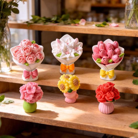 Yousheng Miniature Dollhouse Flower Bouquet Accessories Mini Artificial Resin Rose Tulip Sunflower Lily Flower Figurine for DIY Garden Bonsai Micro