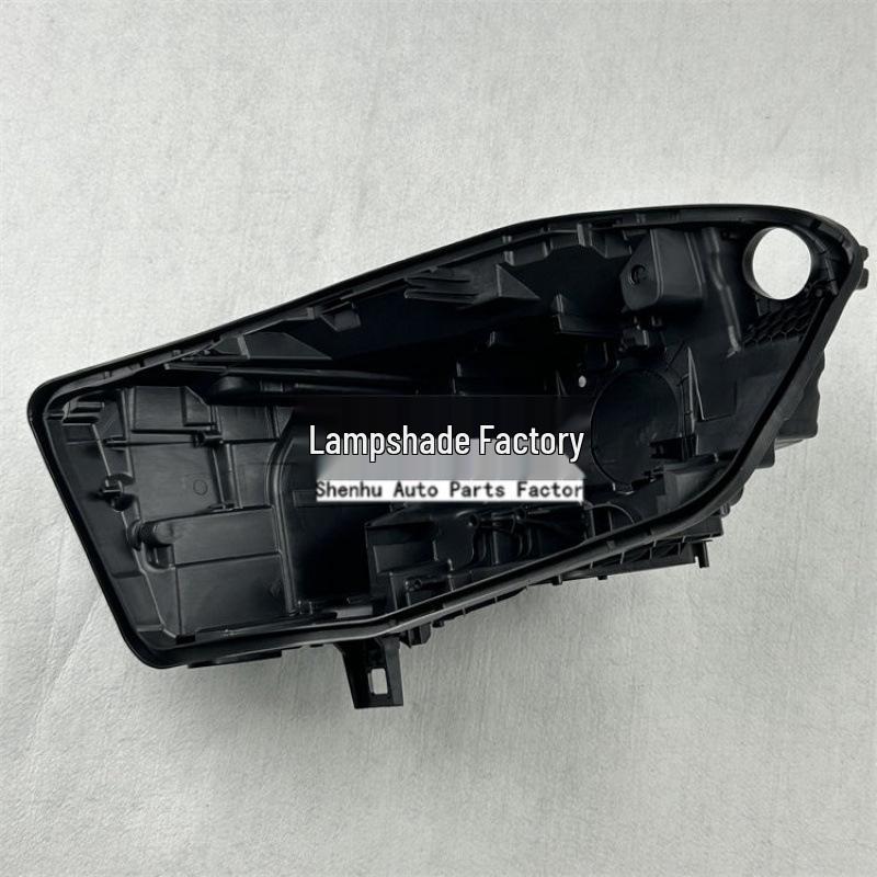 Mercedes-Benz GLA 20-22 Headlight Rear & Front Black Base Cover