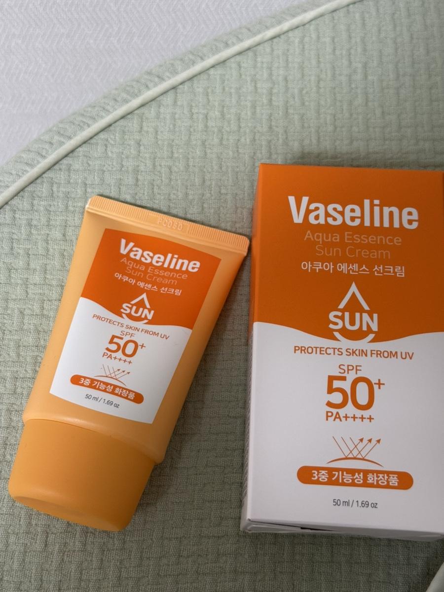 

C2Y Vaseline Aqua Essence Сонцезахисний крем 50 мл помаранчевий