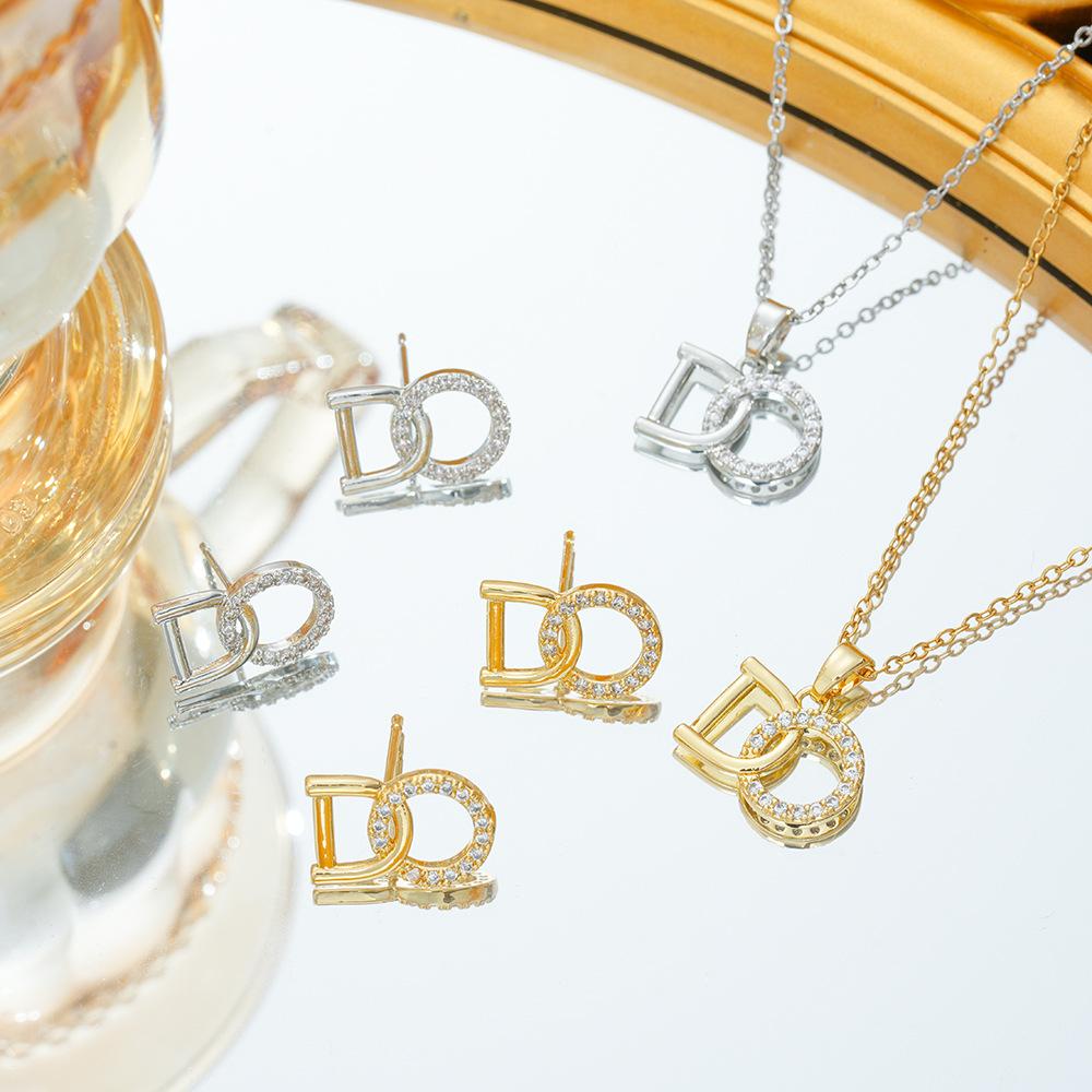 Light Luxury Flower Iris Imitation Red Sapphire Necklace Versatile Fashion Temperament Set for Women