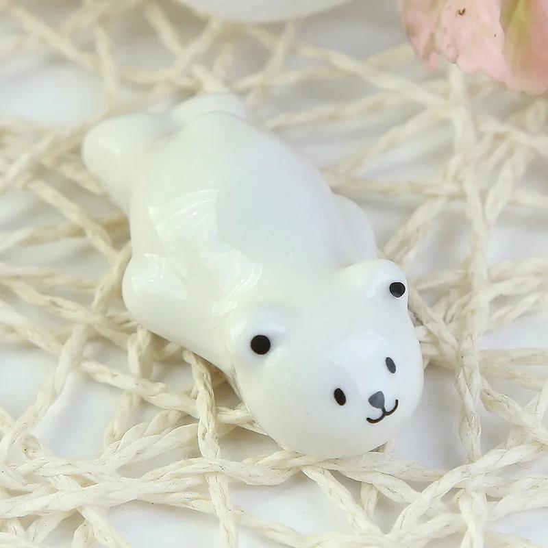 

1 шт. Японський керамічний милий білий ведмідь Стелаж для ручок Тримач для кадильниць Паличка для їжі Відпочинок для столу Декор для кухні Домашній орнамент
