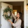 Decorațiuni pentru casă – Flori decorative şi coroane de flori