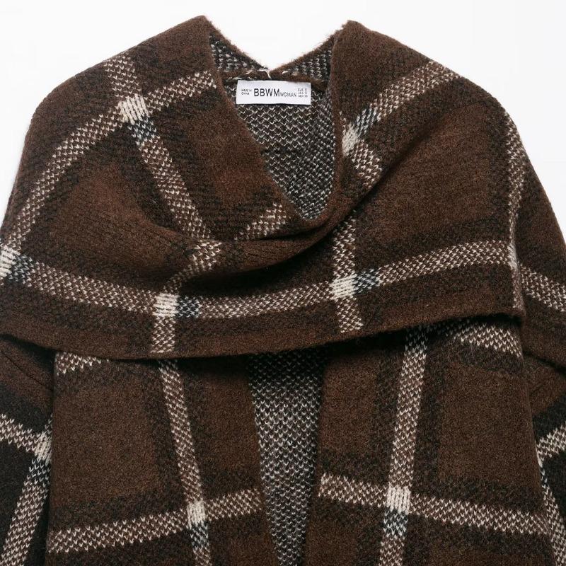 Women's Autumn and Winter Fashion Trend Plaid Scarf Knitted Short Coat Jacket