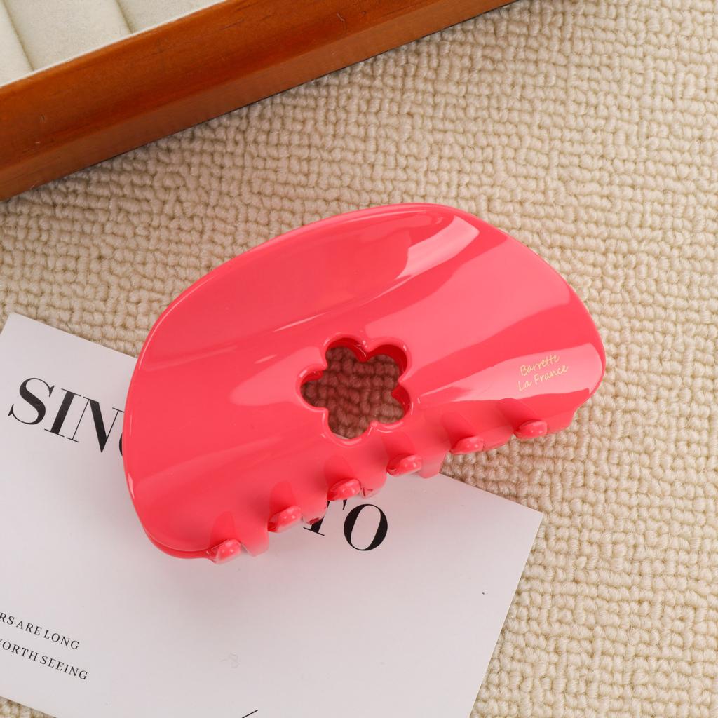 1pc Women's Cute Cream Floret Grab Clip High-quality Acetate Shark Clip Back of The Head Hair Scratch Suitable for Daily Use