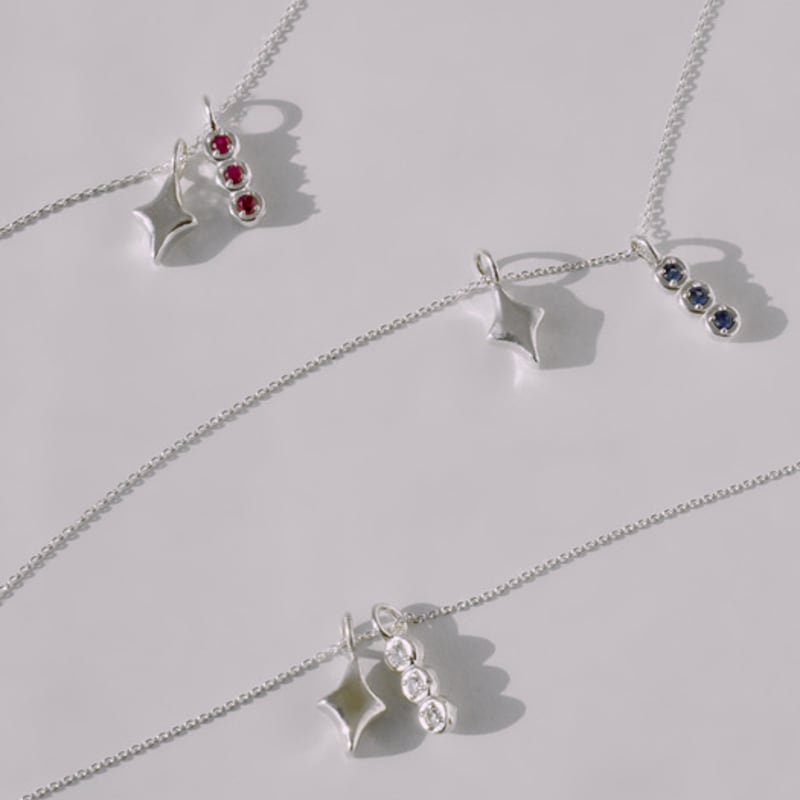 

POSTLUDE [silver] STAR DROP 3CZ PENDANT N (3 COLORS) BLUE