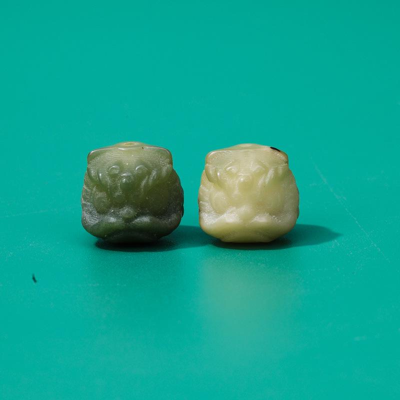 Handmade Exquisite Lotus Lion Root Carving Bracelet Kit with Lucky Charm Bag