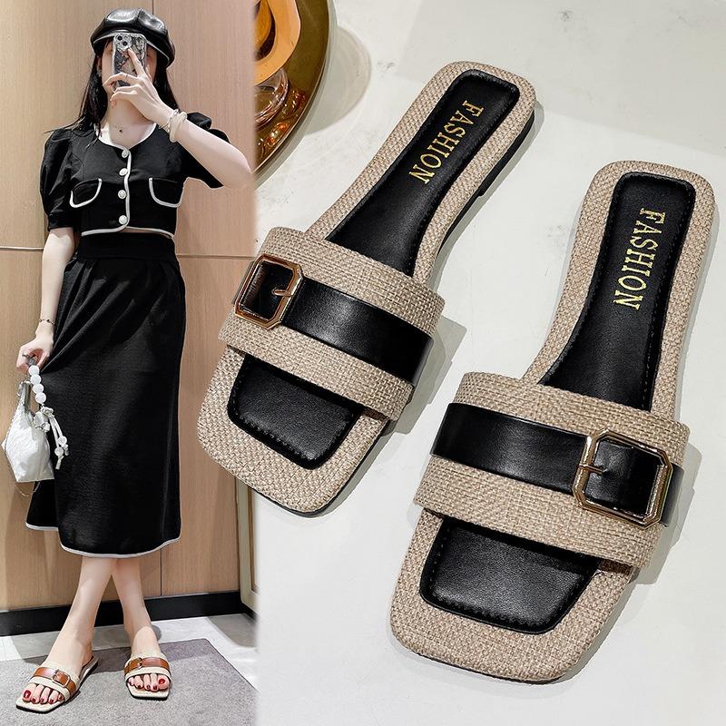Cool Slippers Women's Summer New Flat-bottomed Large-size One-word Drag Fashion Belt Buckle Open-toed Slippers
