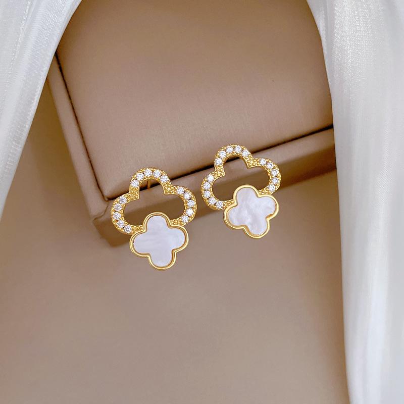 2PCS Lucky Clover Shell Micro Inlaid Necklace Earring Set, the Best Birthday Gift, Valentine's Day Gift
