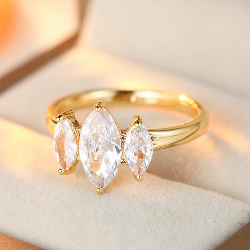Classic Inlaid White CZ Women's Ring Trendy Gold Color Geometry Daily Wear Party Jewelry Anniversary Gift