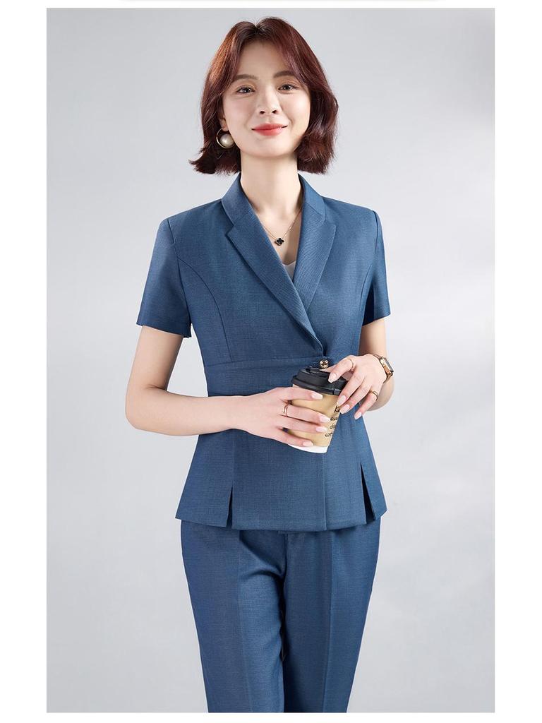 Ensemble jupe et veste à manches courtes gris - Uniforme professionnel pour réception d'hôtel, bureau, bijouterie