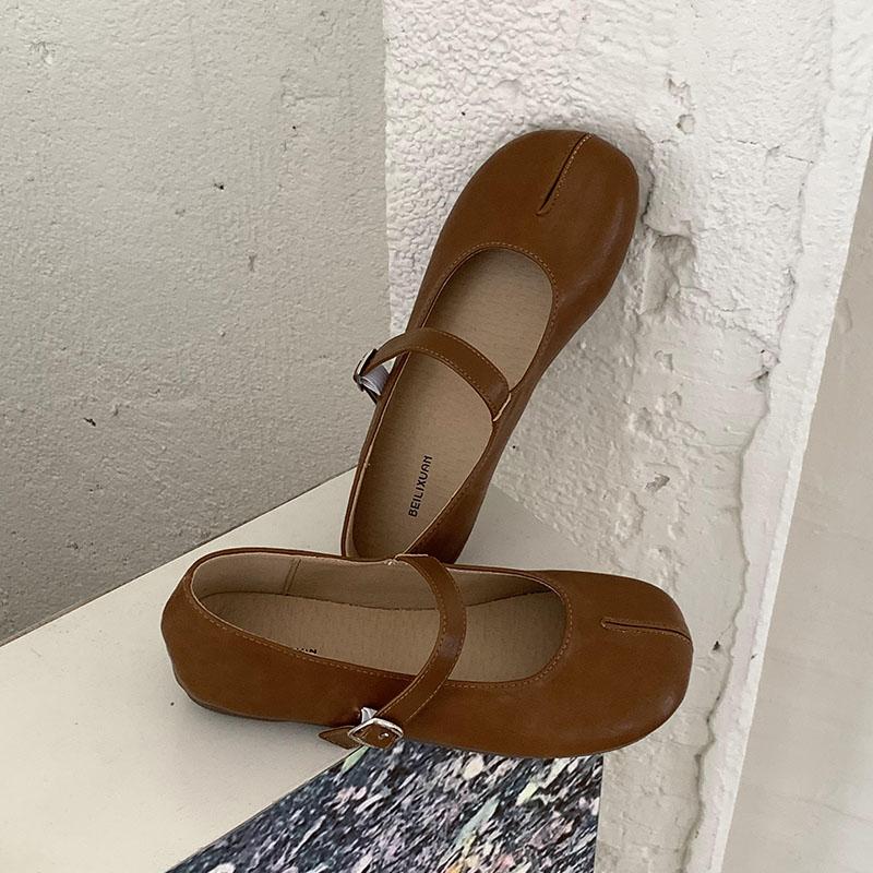 Fashion New In Summer Spring Women Flats Mary Janes Shoes Female Shallow Footwear Fashion Buckle Strap Ladies Flats Shoes