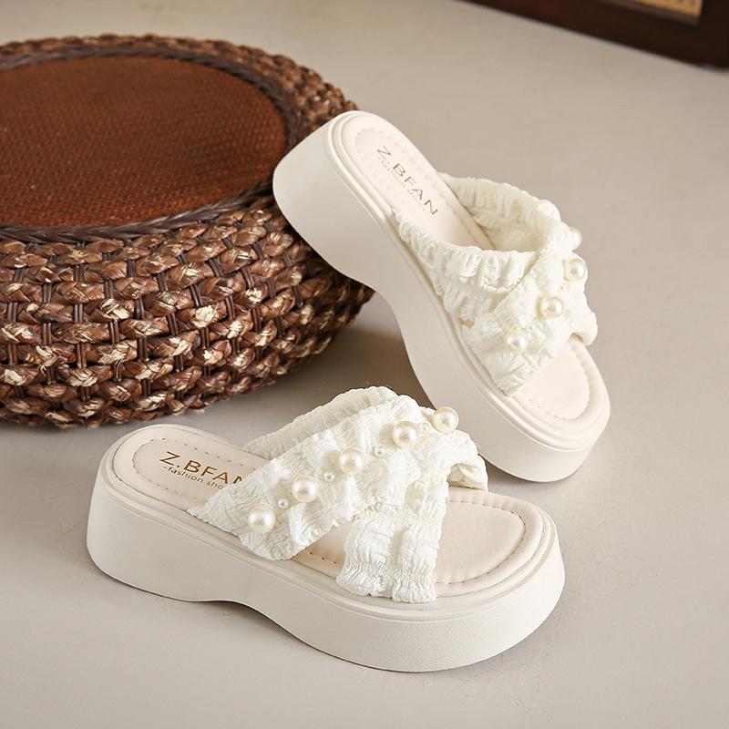 Women s heightening thick-soled pearl cool slippers women s summer wear new small beautiful one-word drag 40 2690₽