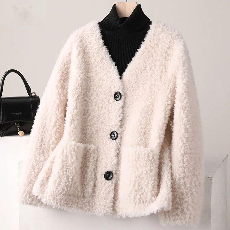 

Fashionable Lambskin Coat for Women Slim Granular Sheepskin and Fur Integrated Coat M