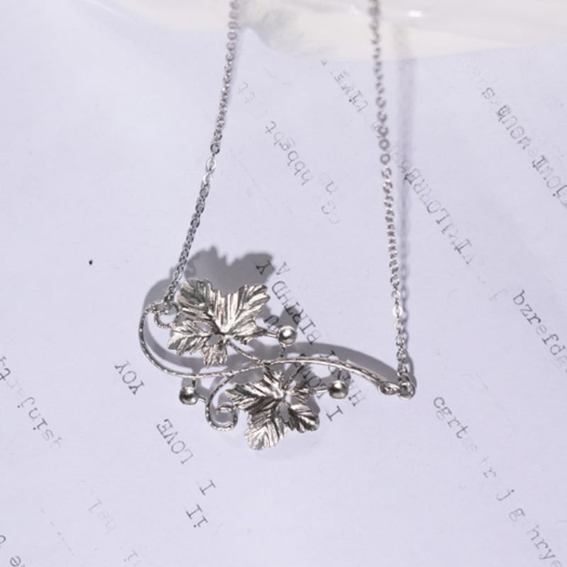 

Boho Libertude Forest Curl Necklace Free