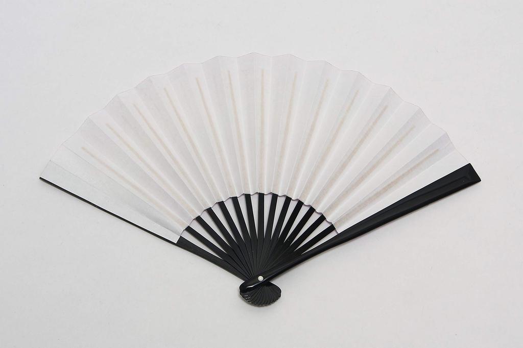 Hasegawa Kyoto-style Fan for Women, with Fan Case and Presentation Box (Moon Cherry Blossom)