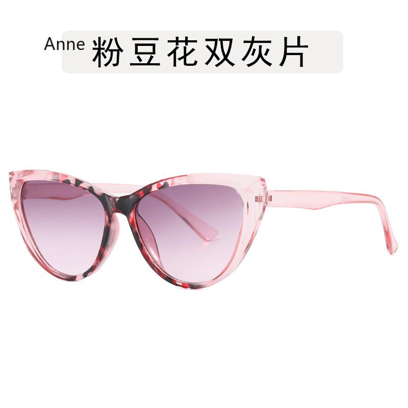 Classic Rivet Luxury  Designer Fashion Vintage Sunglasses Women For Men Sun Glasses Punk Popular Travel Outdoor Shade UV400