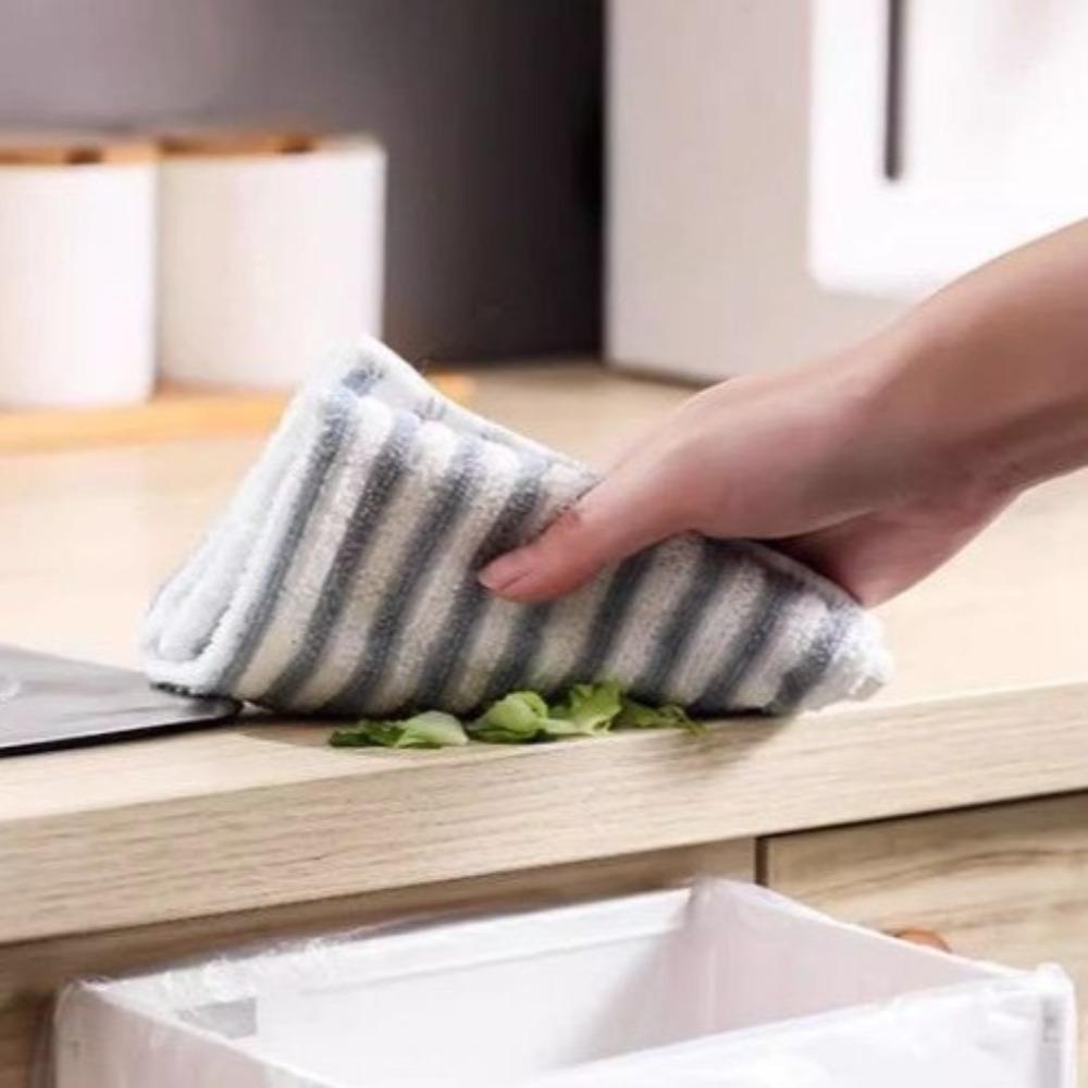 Foldable Garbage Bag Hanger Wall-Mounted Trash Can Rack Space Save Trash Bag Holder Bathroom