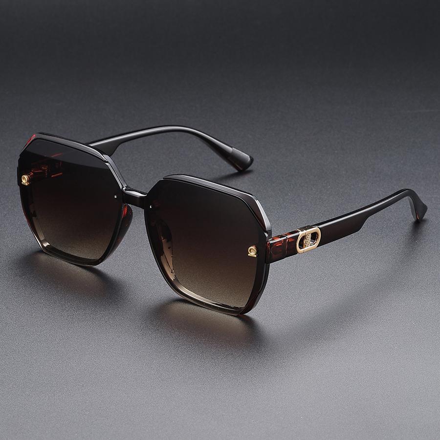 

Classic Geometric Large Frame Women s Sunglasses Fashionable Elegant Decorative Eyewear Durable Gift for Special Occasions коричневый