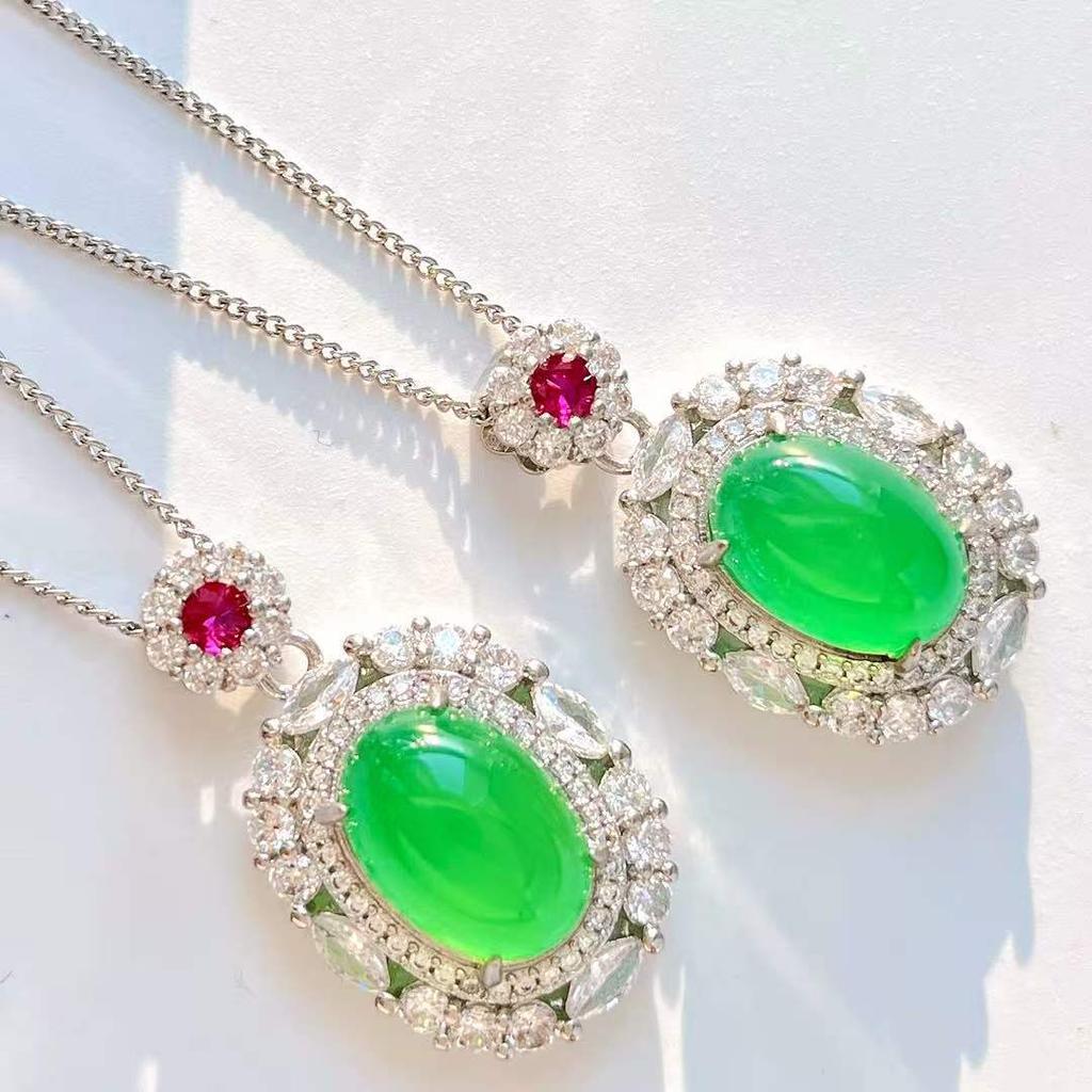 Luminous Vitreous Imperial Chrysoprase Pendant Female Niche To Send Mother Is Not Matched With A Chain