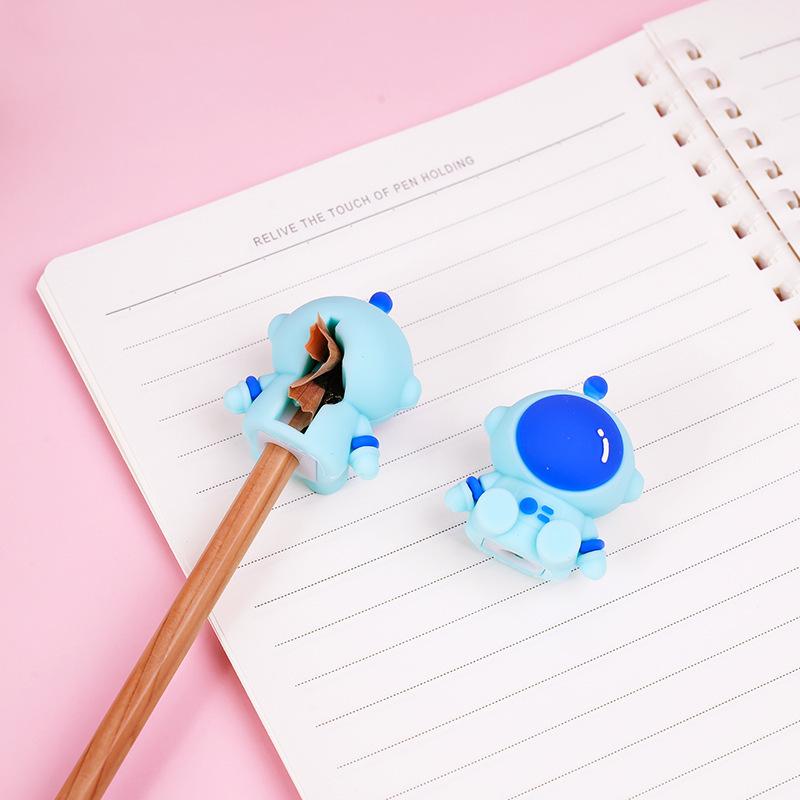 Kreativer Cartoon Astronaut Mini Bleistiftspitzer für Schüler