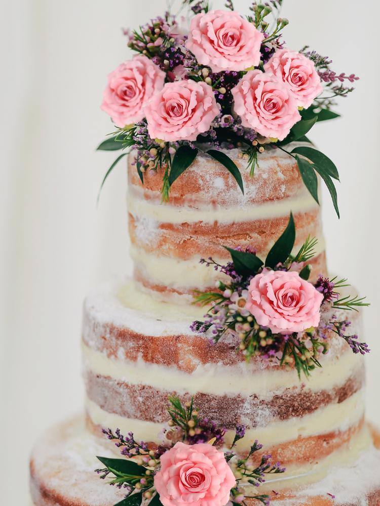 25 Bucăți Trandafiri Artificiali cu Aspect Real Flori Mătase Trandafiri Falsi pentru Buchet de Nuntă DIY, Petrecere a Miresei, Aranjamente Florale, Decorațiuni Mese Petrecere