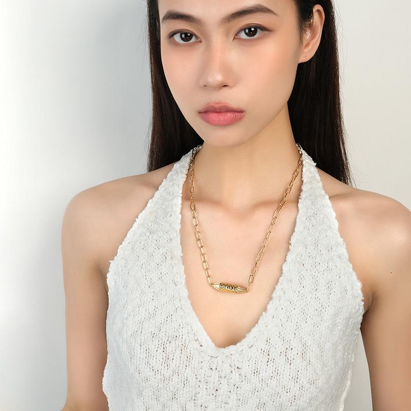 APM Monaco Necklace FUN CRAZY LOVE [Romantic Confession] Codex Chain Is Exquisite, Simple, Fashionable and Light Luxury, Alloy Necklace, Same YC6489OX