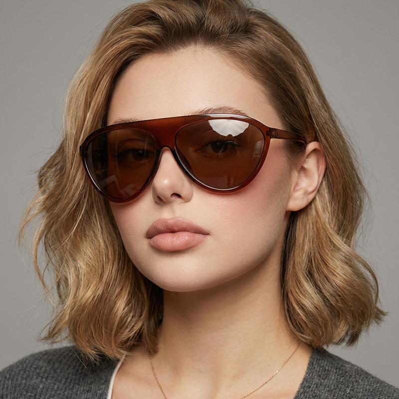 Attractive Glasses Women's European American Style Men Sunglasses Pilot Shape Anti-Reflective Sun Glasses Woman Hiking Mountaineering Men Sun Glass