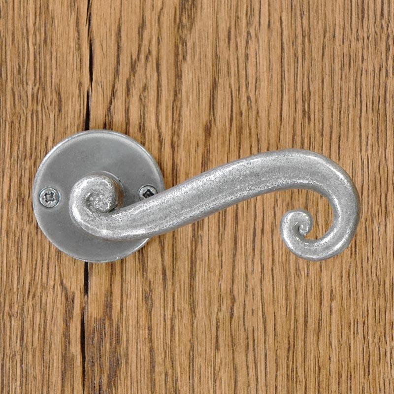 MALTA Handle with STEEL Rosette
