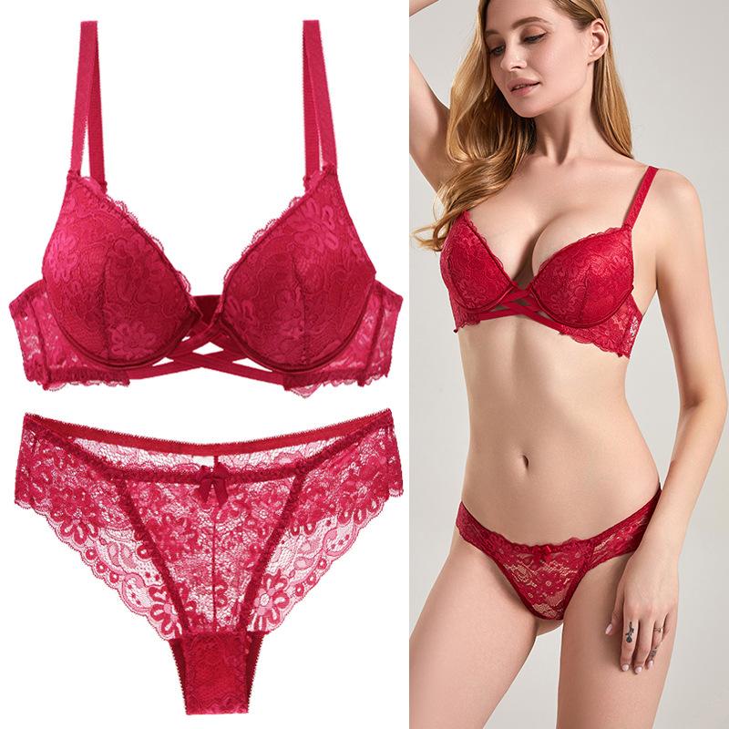 European and American Plus Size Lace Sexy Bra Set Ladies Fashion Gathering Underwear Skin-friendly Breathable Underwear