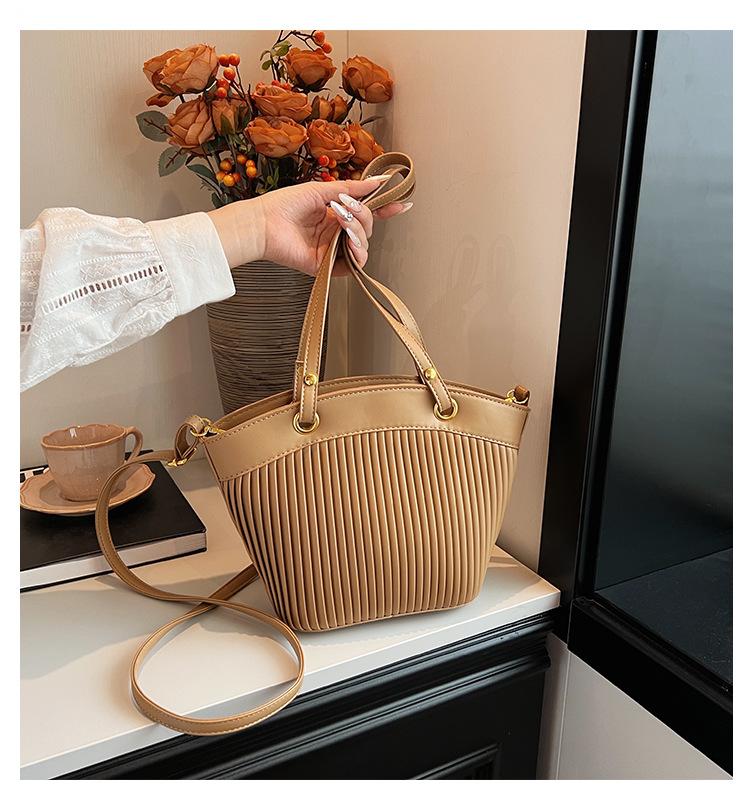 Дорожная сумка большой вместимости для женщин 2024 года — фото 8