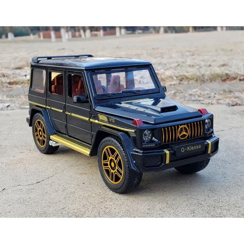 1/24 Benz G63 SUV Model auta ze slitiny Diecast & Hračka Kovové terénní vozidlo Model auta Simulace Zvuk Světlo Sběratelská hračka Dárek
