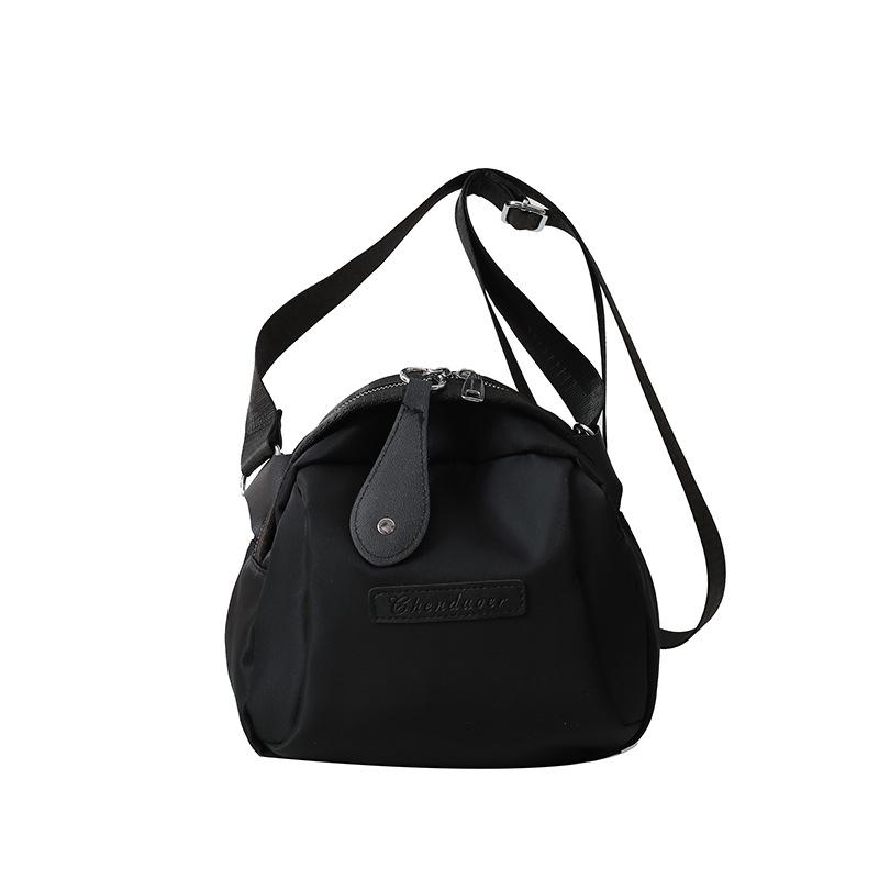 Hot diamond fashion small bag women's leisure bag 2025 spring new versatile shoulder messenger bag women's bag