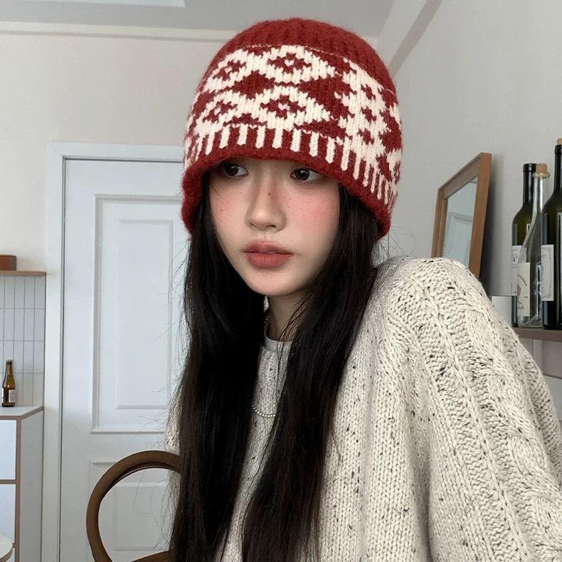 Small face retro Fair Island knitted wool hat women's autumn and winter versatile hat thermal head hat cold hat