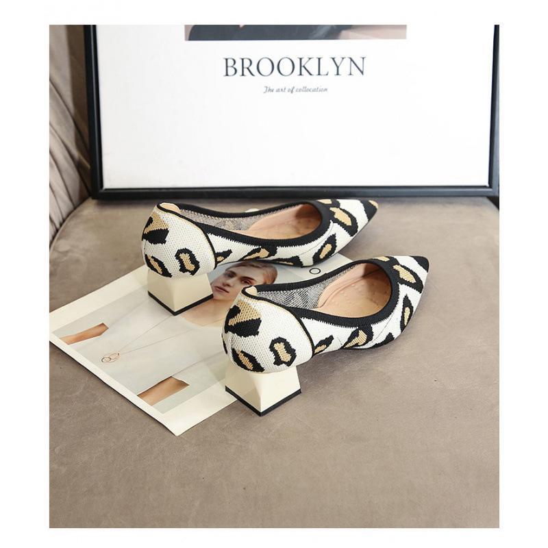 High Heels Einzelne Schuhe Leopardenmuster Fliegendes Gewebe Spitz Zehen Dicke Ferse Leichter Mund Mittelhohe Ferse Gewebte High Heels Damen