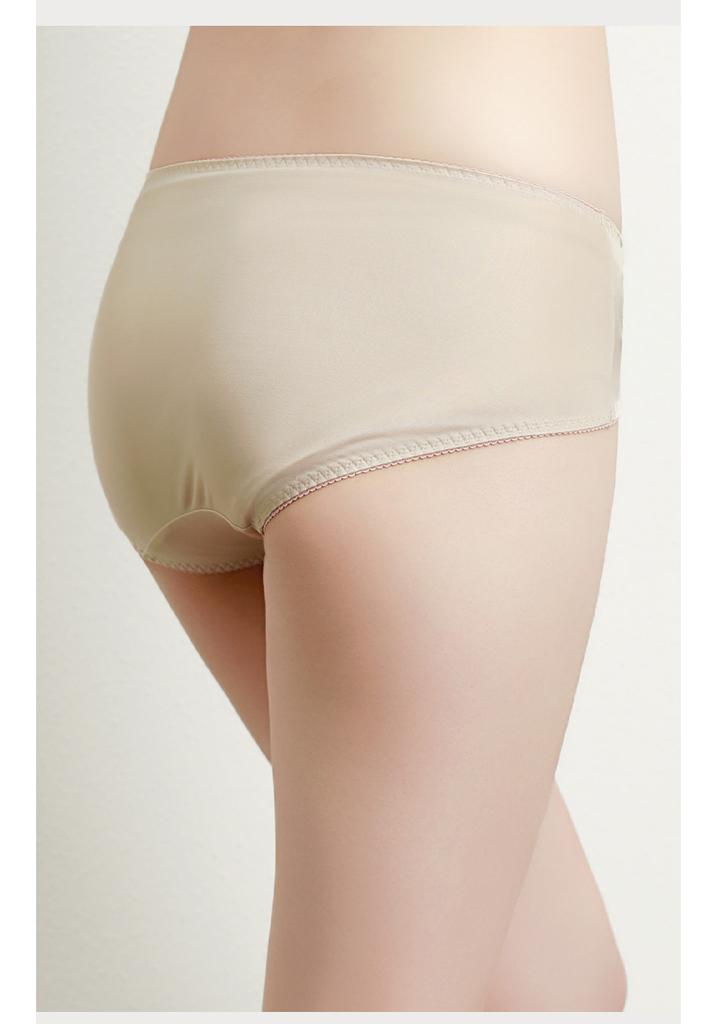 Women's 100% Mulberry Silk Seamless Triangle Underwear