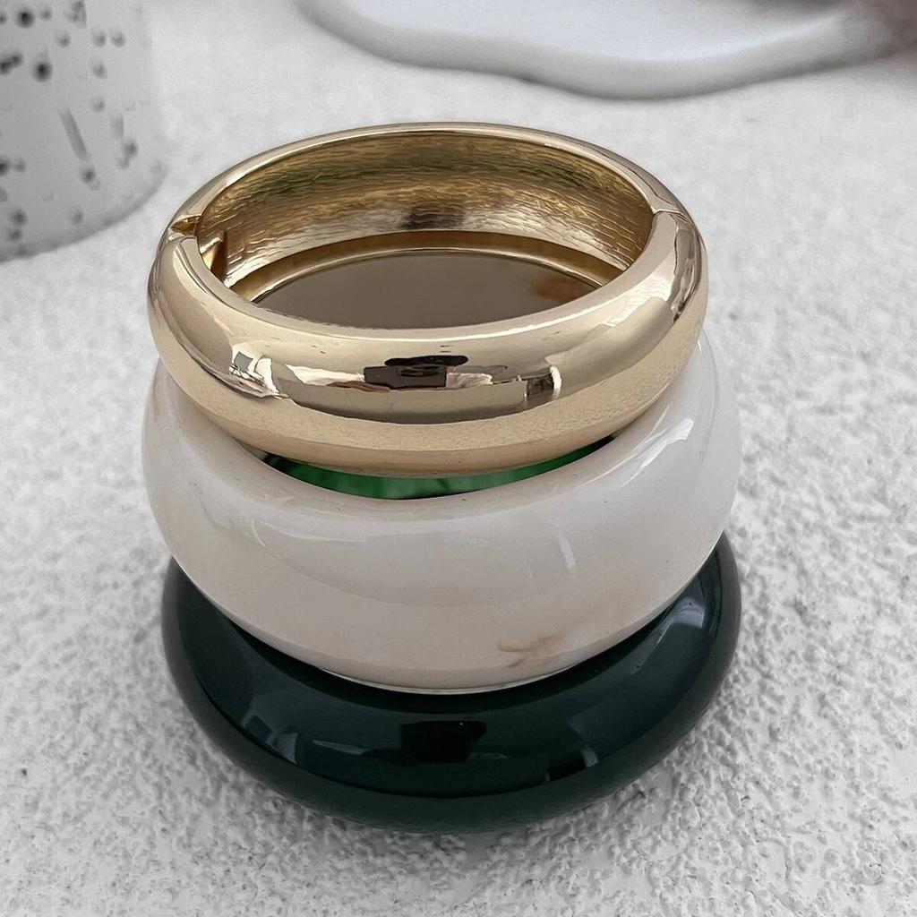 Salircon Vintage Irregular Resin Acrylic Thick Wide Bracelet Bangle Women Hip Hop Punk Exaggerated Heavy Metal Bangles Jewelry